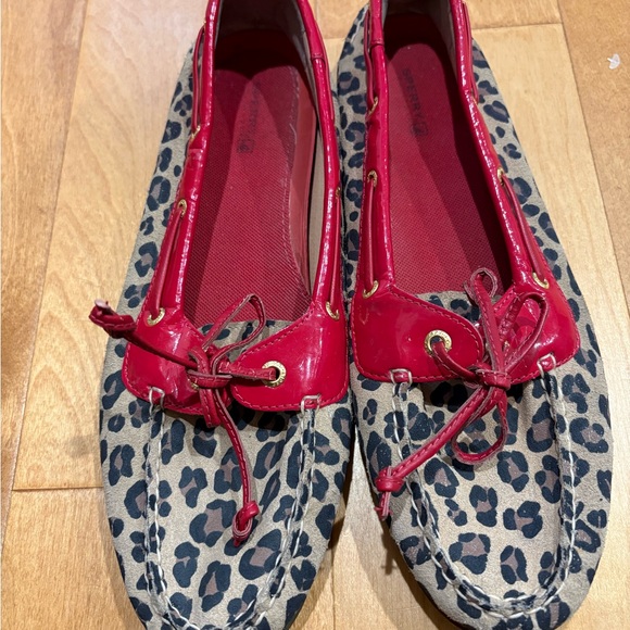 Sperry women’s leopard red patent leather loafers shoes sz 11 - Picture 2 of 7